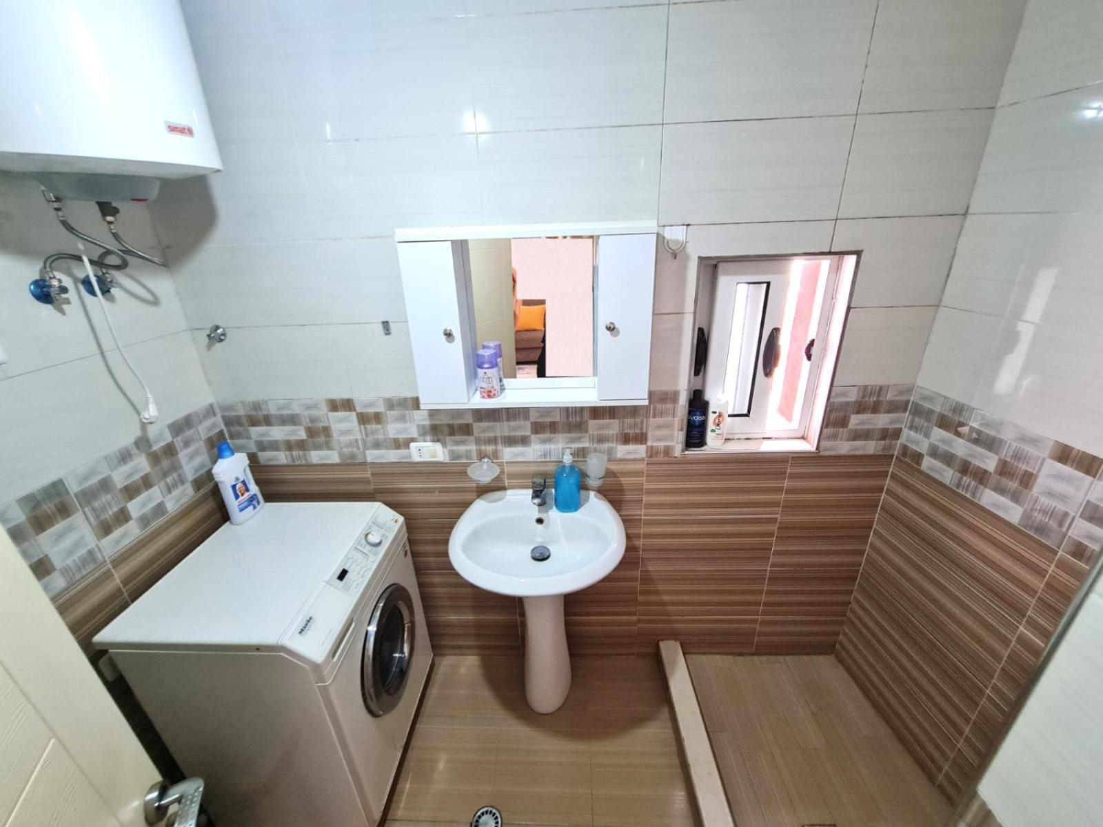 Apartament Property Albania 7 Tirana Extérieur photo